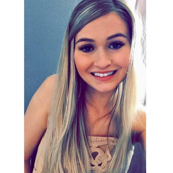 Meet your Posher, Sarah - Picture 1 of 1